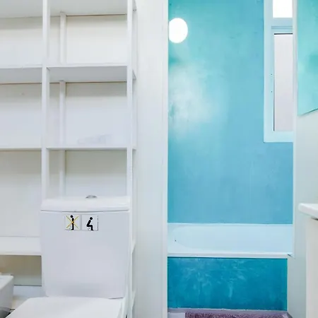 Sweet Apartment *